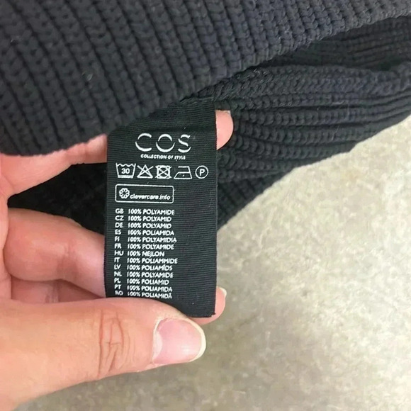 Cos sweater - Picture 5 of 6